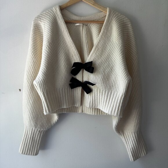 Small Anthropologie Rhea Bow-Front Crop Cardigan Sweater - Picture 2 of 4
